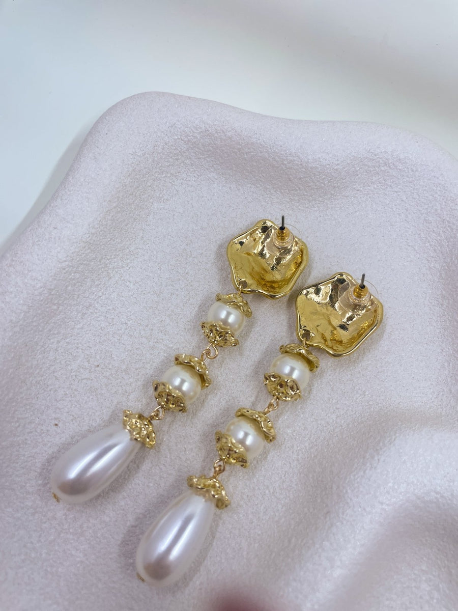 St Lucia Boutique Large pearl drop earring - 18k gold plated - Shop women's Accessories at St Lucia Boutique